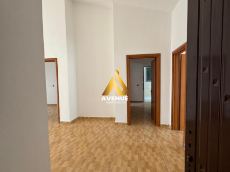 SHITET APARTAMENT 3+1+2+ VERANDE NE FRESK, TIRANE