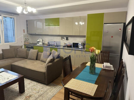 Apartament 2+1 për qira në Brryl
