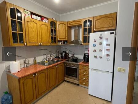 Apartament për shitje në Astir