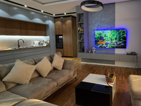 FOR SALE APARTMENT (PENTHOUSE) 170M2 "QESARAK".