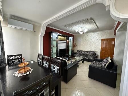Jepet me qera apartament 1+1 te Rruga Bardhyl