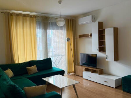 Apartament luksoz 2+1+2 me qera Fiori di bosko (750Euro)