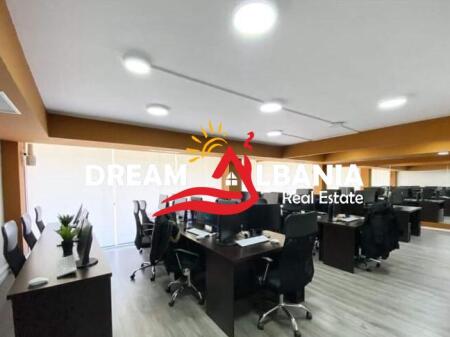 Ambient Komercial/Zyre ne Shitje prane sheshit Willson, ne Tirane (ID 4161090)