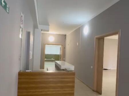 UFFICIO IN AFFITTO 350 M2 STRADA DI ELBASAN 3.000 EURO