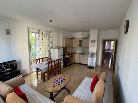 SHITET APARTAMENT 2+1+2+2BALLKONE "TE PALLATET CABEJ" 135.000 EURO.
