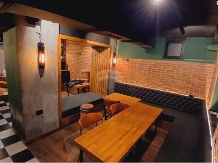 Bar-Cafe Space for Sale in Bllok