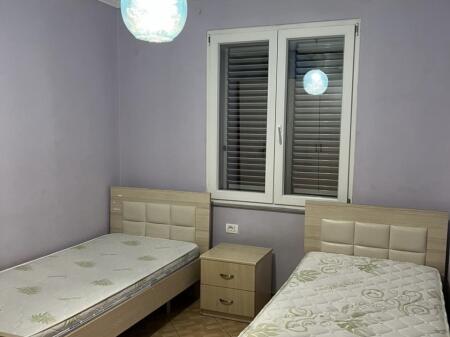 Shitet apartament 2+1 Myslym Shyri