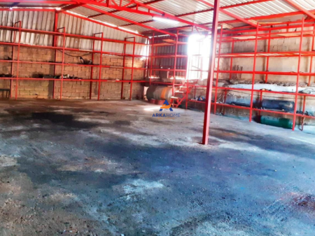 AFFITTASI 2 CAPANNONI 200M CON CORTILE 1000M2 "URA E BESHIRIT,KOMBINAT" PREZZO SU RICHIESTA.