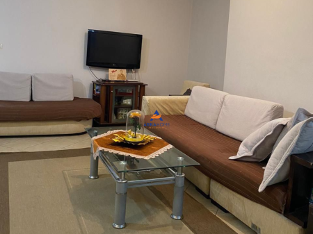 SHITET APARTAMENT 95.5 M2+60M2 VERANDE "TE UNAZA E RE" 193.000 EURO