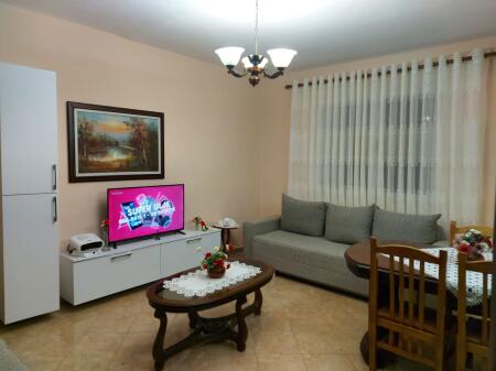 Apartment 2+1 for sale on Xhanfize Keko street