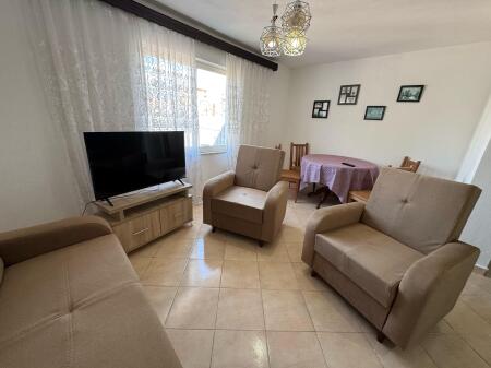  RENT Apartment 1+1  Selite, Near the University "    Price 40,000 lek
