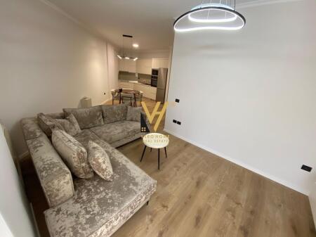 JEPET ME QIRA APARTAMENT 1+1+2 BLK RRUGA E KOSOVAREVE 1.000 EURO