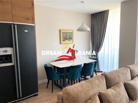 Apartamente 3+1 me qera ne Bllok, prane Credins Bank ne Tirane (ID 4231252)