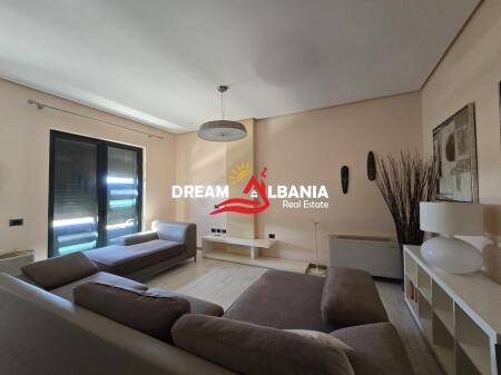 Appartamento o Ufficio+2 Posti Auto in Affitto in Via Elbasan, vicino a RTSH a Tirana (ID 42611307)