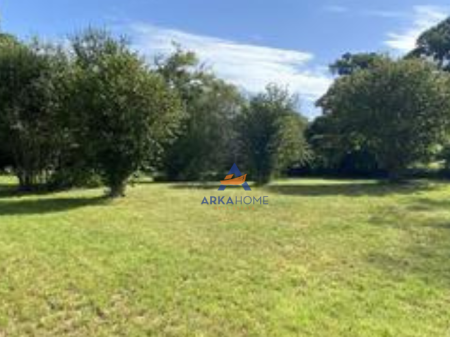 TERRENO IN VENDITA 262M2 "IBE E POSHTME,BERZHITE" 17.030 EURO.