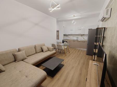  Jepet me qera Apartament 1+1+ parkim   Adresa : Fresk Rezidenca OXA   Cmimi 45,000 lek ne muaj