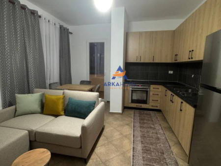 AFFITTASI APPARTAMENTO 1+1+BALCONE "KRISTAL CENTER" 50.000 LEK