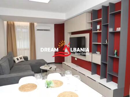 In affitto per AirBnb 2 appartamenti 1+1 e studio in via Kavaja vicino a Square 21 (ID 42111440)