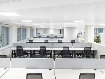 UFFICIO IN AFFITTO 75M2 MINE PEZA 700 EURO