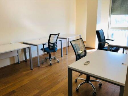 UFFICIO IN AFFITTO 131 M2 BLOK 2.000 EURO