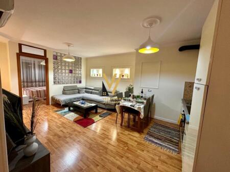 JEPET APARTAMENT 1+1+BLK ME QERA TE MINE PEZA 670 EURO