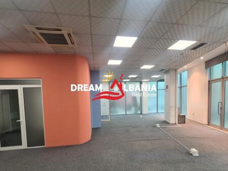 Locale Commerciale in Affitto Siri Kodra (ID 42611343)