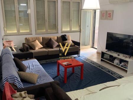 JEPET APARTAMENT 3+1+2+BLK ME QERA TE LIQENI ARTIFICIAL 1.200 EURO