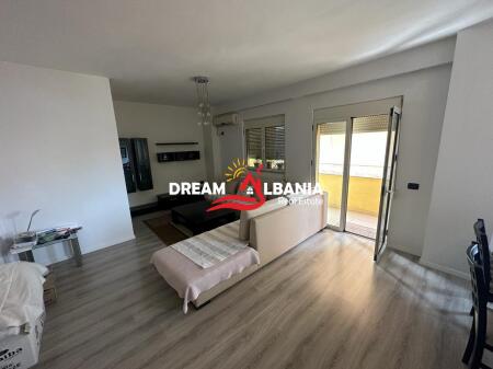 Appartamento 2+1+2 in vendita a Don Bosko, vicino alla scuola Qazim Turdiu, Tirana (ID 41211546)