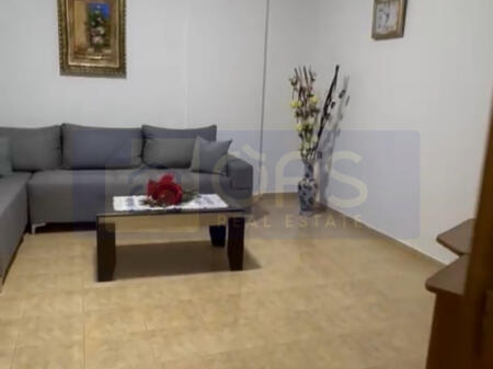 Jepet me qera  apartament 1+1 ne 5 Maj