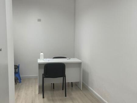 Selvia business premises/shop for sale 32 m2, (90,000 euro)