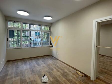 UFFICIO 109 M2 IN AFFITTO PRESSO MARGARITA TUTULANI 800 EURO