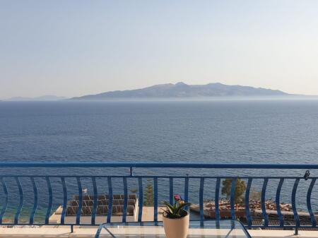SHITET APARTAMENT 3+1+2 SARANDE
