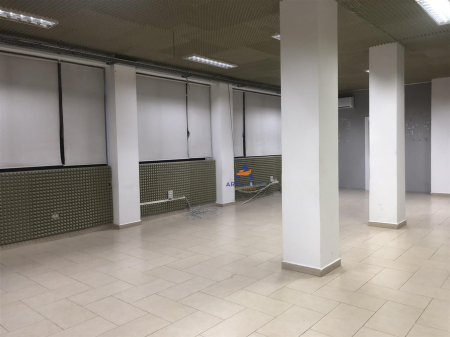 AFFITTASI UFFICIO 350M2 "VIA PJETER BUDI" 3000 EURO NETTI.