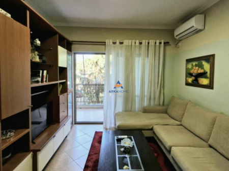 VENDESI APPARTAMENTO 2+1+BALCONE "TE MAJEMI, GOLEM" 95.000 EURO.