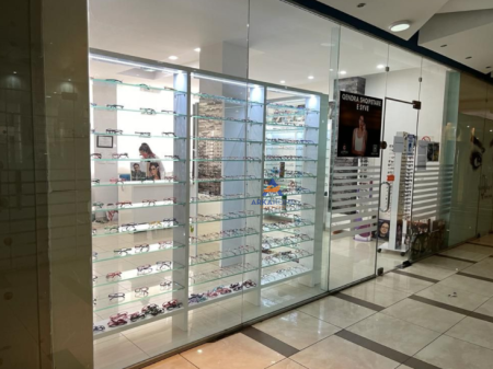 BUSINESS PREMISES FOR SALE 45M2 " SELVIA" 12000000 LEKE.