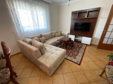 JEPET APARTAMENT ME QERA 2+1+2 TUALETE TE "AIR ALBANIA" 1000 EURO