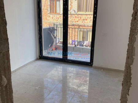 Ufficio in affitto Nuovo Mercato Tirana