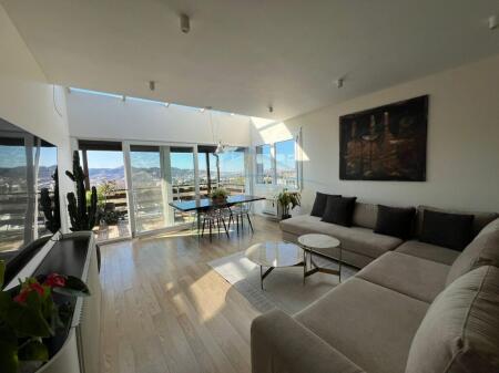 Shitet apartament 2+1+2 LongHill Residence Teg