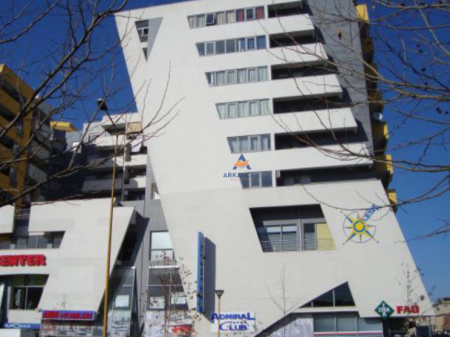 SHOP FOR RENT 30M2 “RRUGA KAVAJES” 350 EURO.