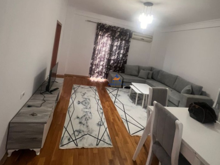 JEPET APARTAMENT ME QERA 2+1+BALLKON "DON BOSKO" 550 EURO.