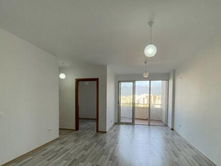 VENDESI APPARTAMENTO 2+1 YZBERISHT 132.000 EURO