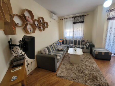 FOR SALE APARTMENT 1+1+BALCONY "RRUGA E THESARIT, FRESK" 91,000 EURO.