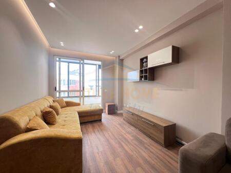 Shitet Apartament 2+1+2, Unaza e Re