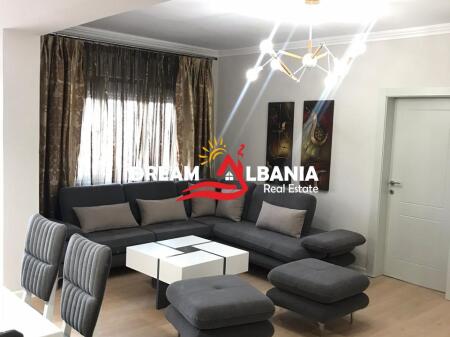3+1 apartment for rent in the center area near Piazza restaurant in Tirana (ID 4231201)