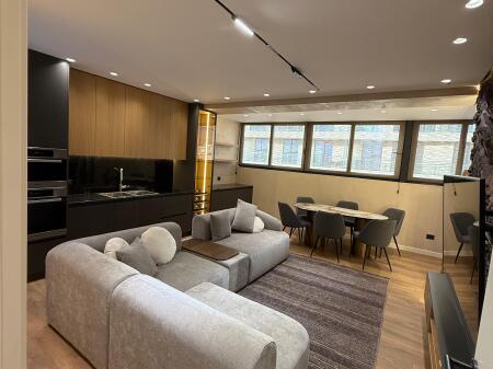 Jepet me Qira Apartament 2+1 Luksoz | Rruga e Durrësit