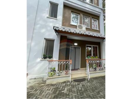 -Villa in vendita a -Qerret-