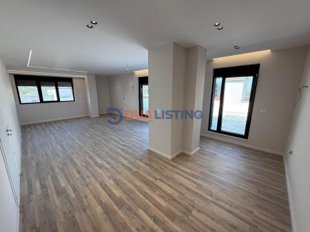 Shesim apartament 3+1 me verande tek Urban Gate ne Astir