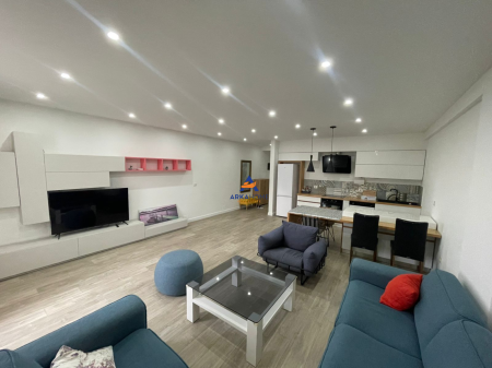 JEPET APARTAMENT ME QERA 2+1+2BALLKONE TE "REZIDENCA KODRA E DIELLIT 1" 1500 EURO