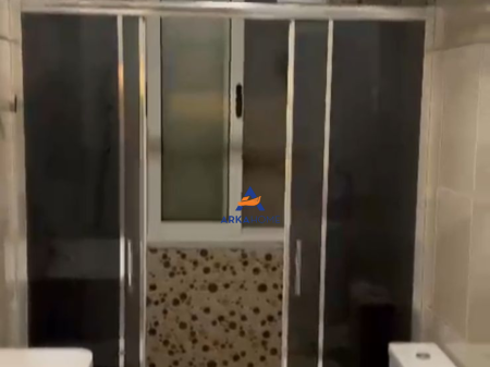 JEPET ME QERA APARTAMENT 2+1 "TEK ZOGU I ZI" 650 EURO
