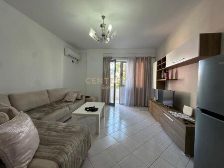 APARTAMENT 2+1+2 TUALETE PER SHITJE NE ASTIR!